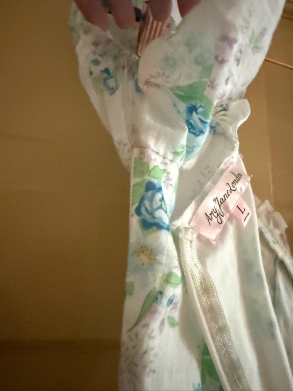 Women's White Floral dress - Picture 7 of 7